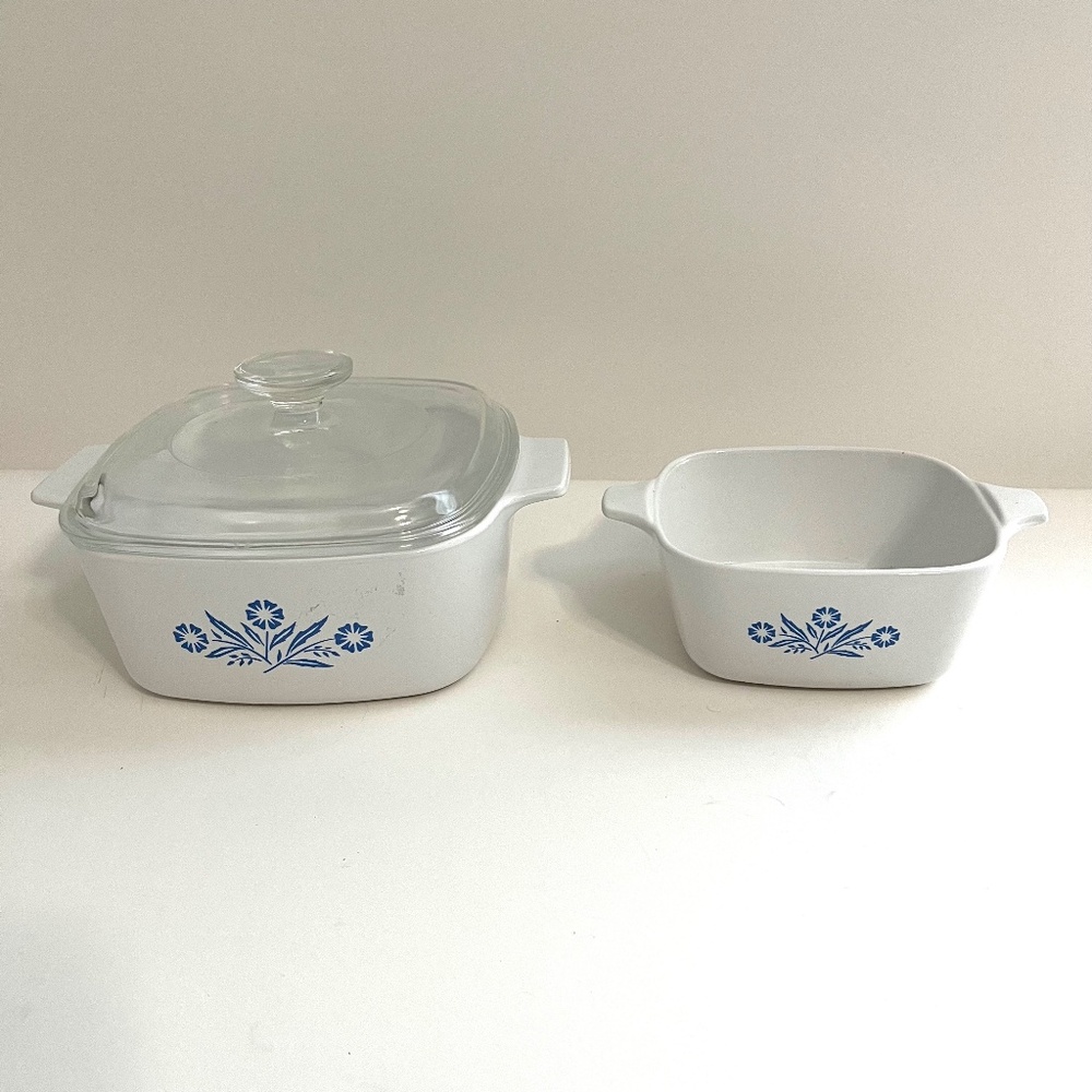 Corning Ware Blue Cornflower Casserole Dish Pyrex Set of 2 Vintage